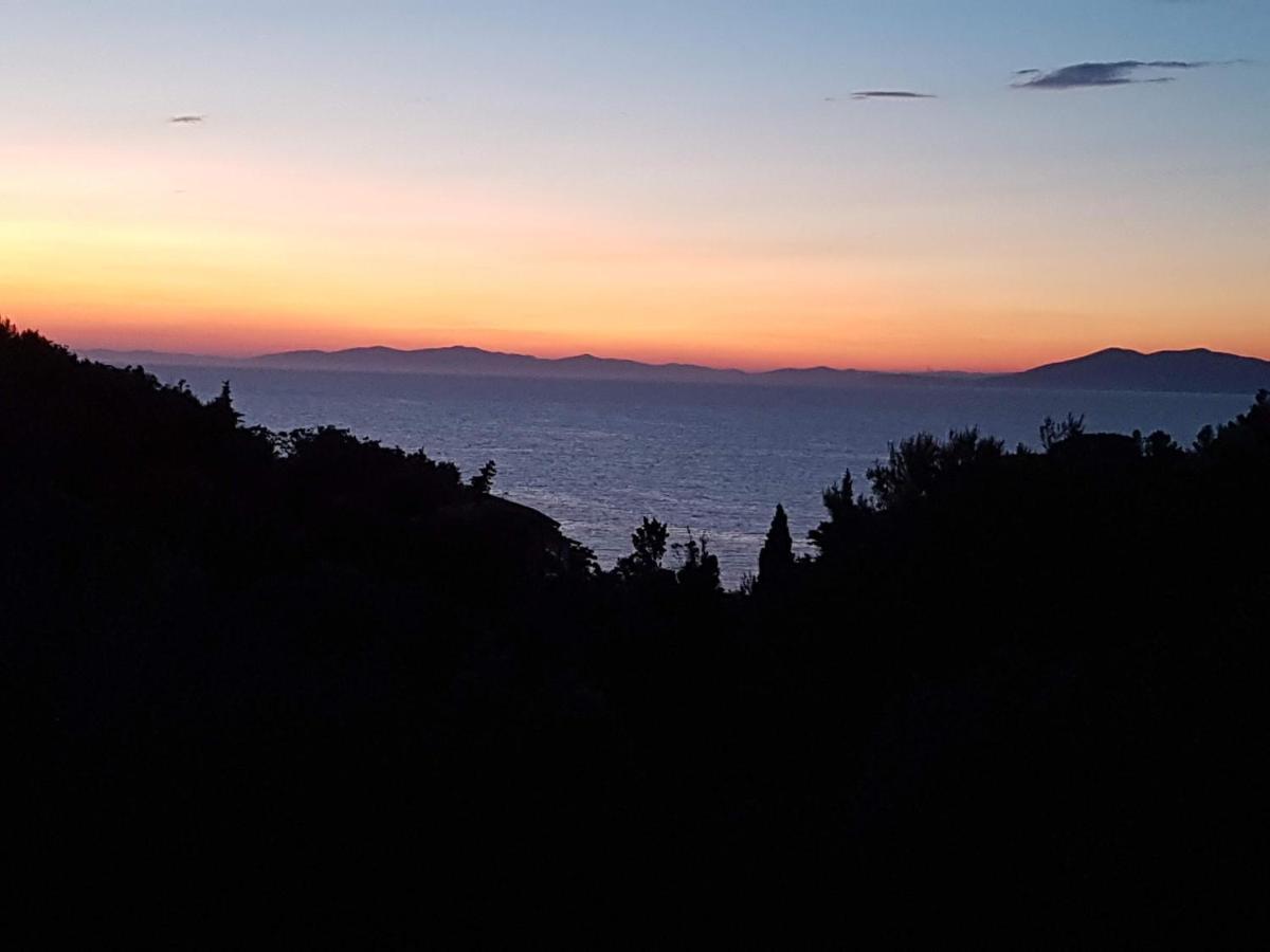 Navarro Hill * Porto Santo Stefano (Grosseto)
